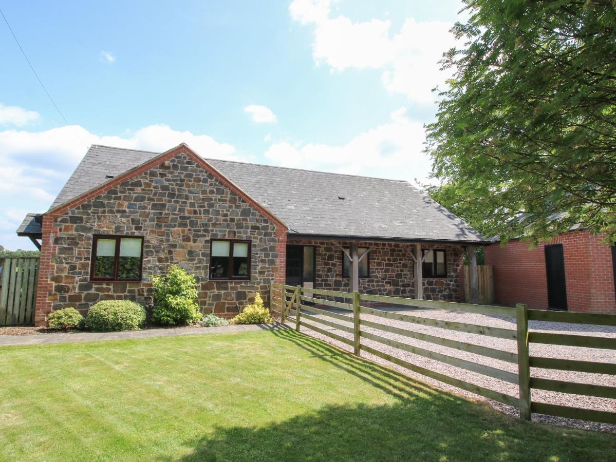 The Marshes Welshpool Exterior foto