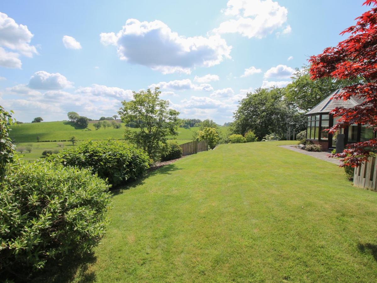 The Marshes Welshpool Exterior foto